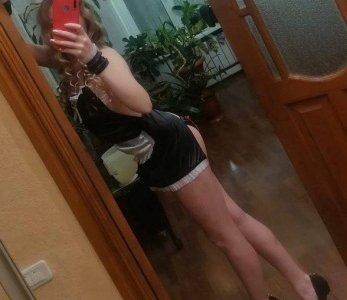 Живу в Москве, поэтому у нас будет возможность встретиться где угодно в этом зажигательном городе. Мои услуги разнообразны и открыты для экспериментов. Я искушенная соблазнительница, способная удовлетворить все твои сексуальные фантазии. 🌟 Мои клиенты всегда оставляют положительные отзывы и возвращаются ко мне снова и снова. 😉 В моем арсенале есть фото, чтобы ты смог оценить мои прелести заранее. Жду встречи с нетерпением! 💋 Нина